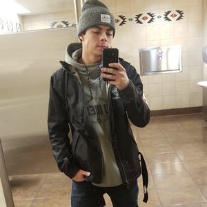 Meet your Posher, Patrick